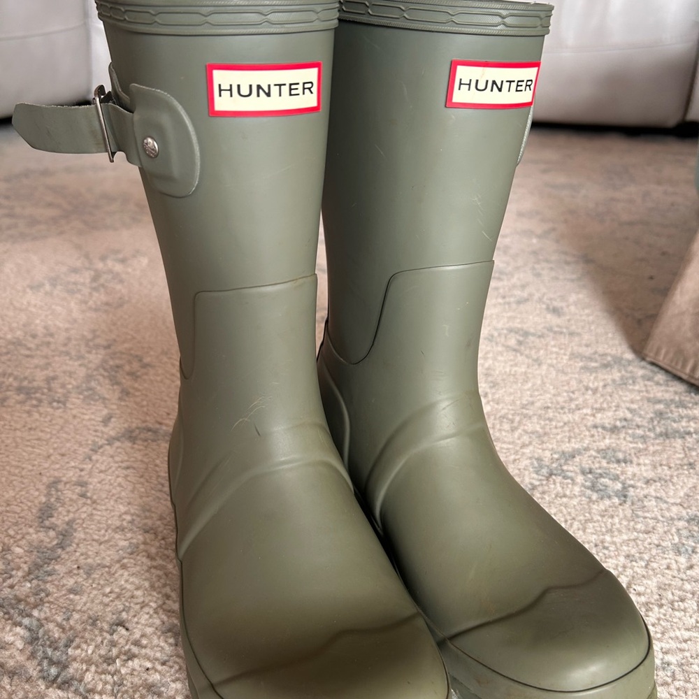 Hunter Olive Waterproof Boots